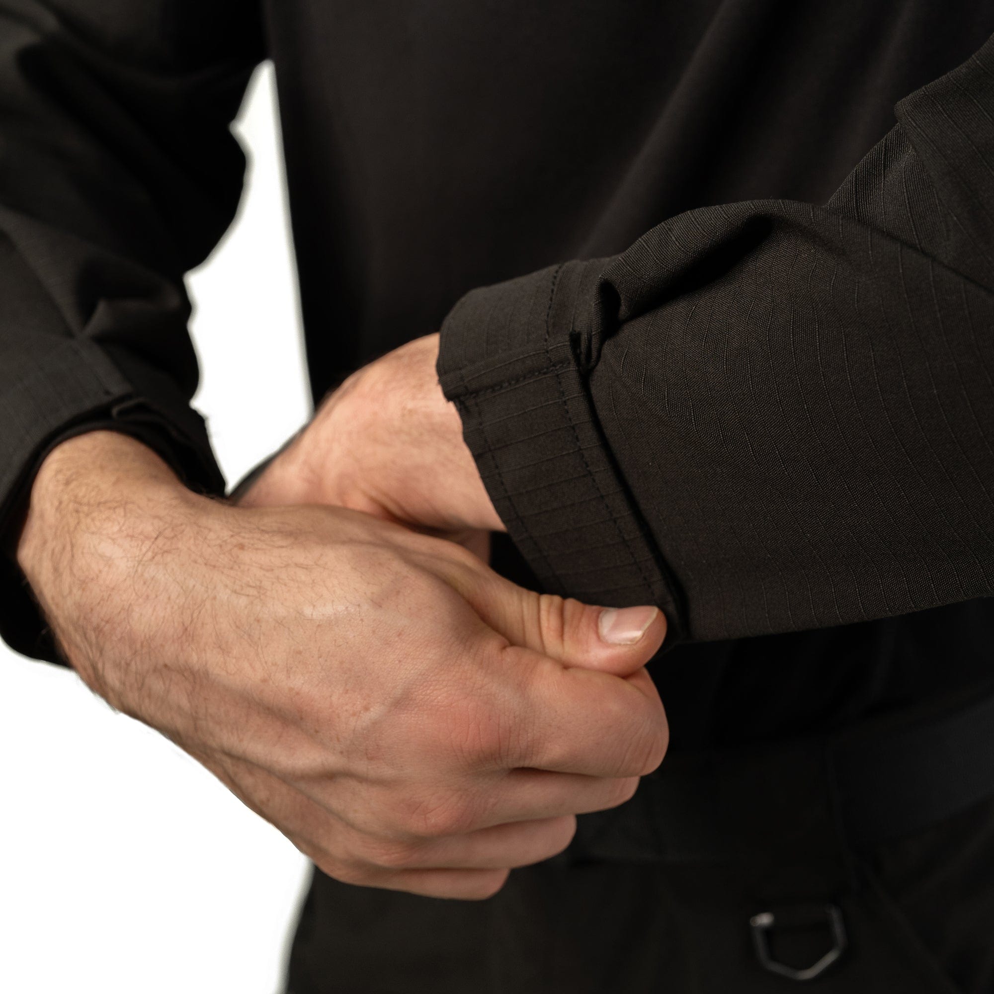 CoolingX Tactical Shirt-Cuff details - black